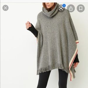 Roots cabin poncho